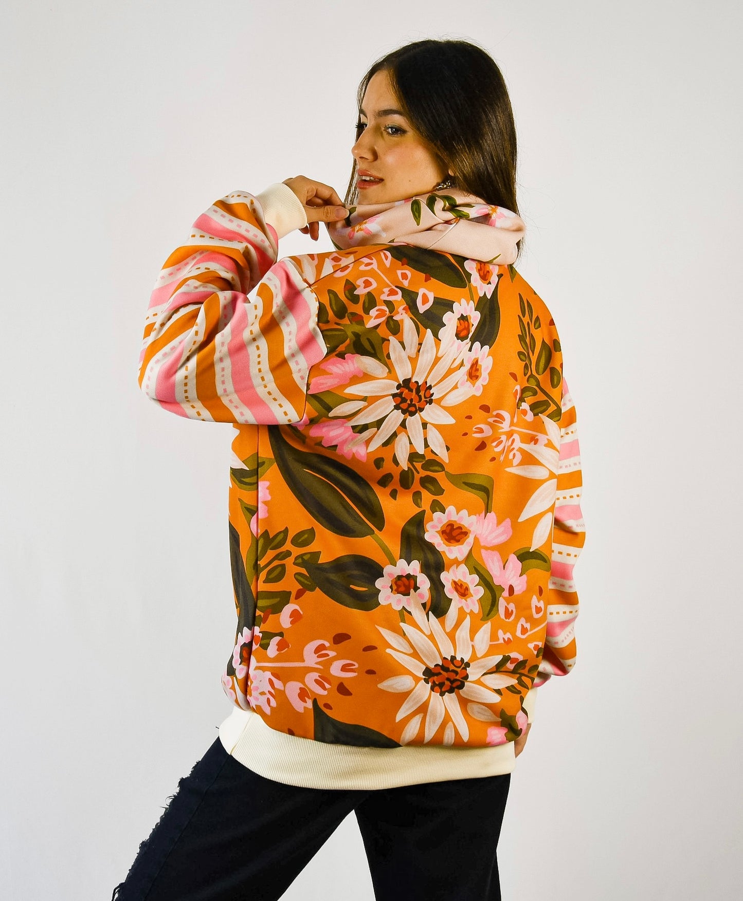 Buzo Frisado Nicole Flowers