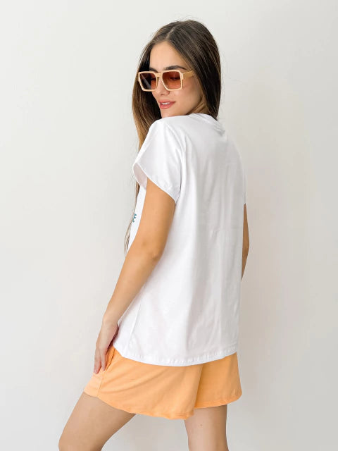 Remera Agus Divertida Blanca