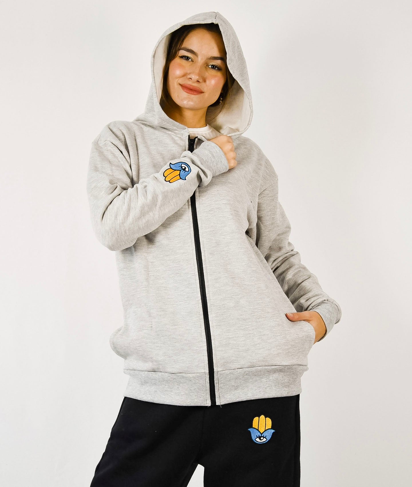 Campera Bordada Frisa Lewis Atraes