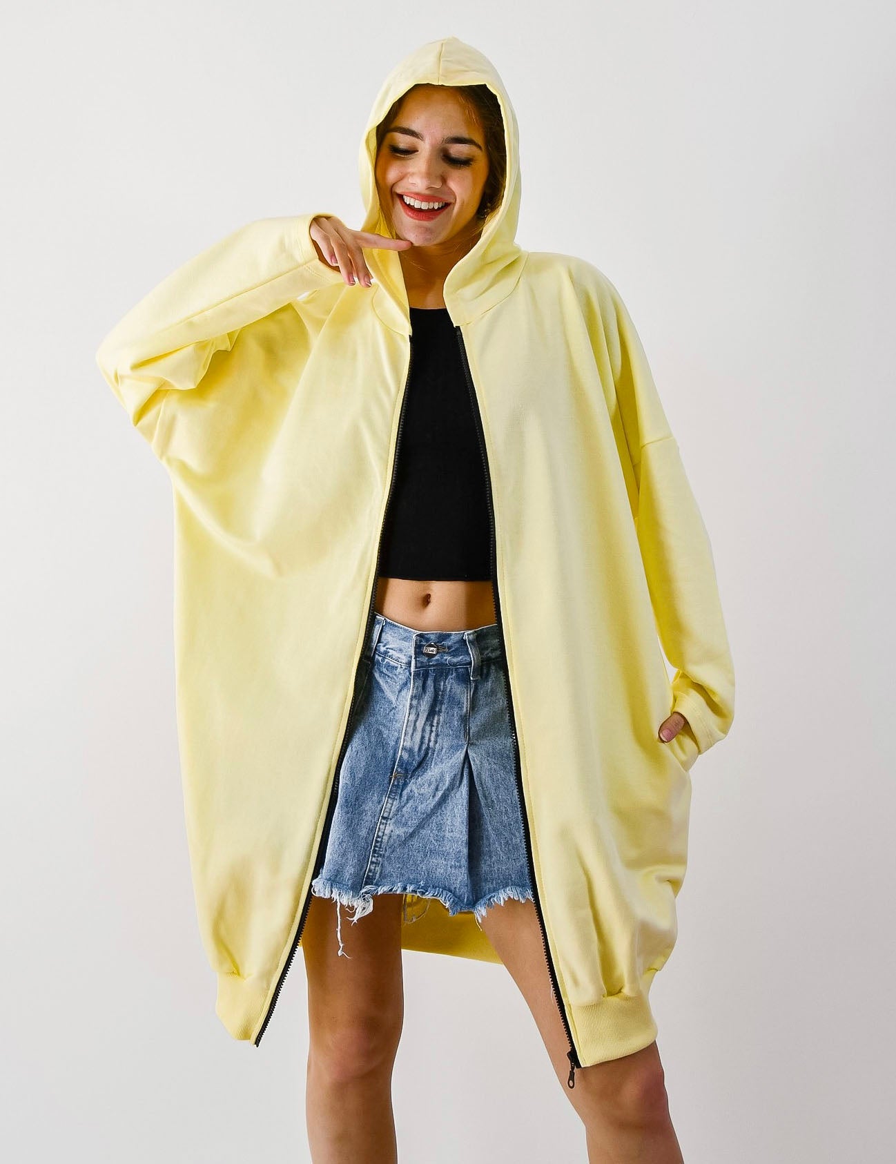 Camperon Bordado Lebron Sonrreir amarillo