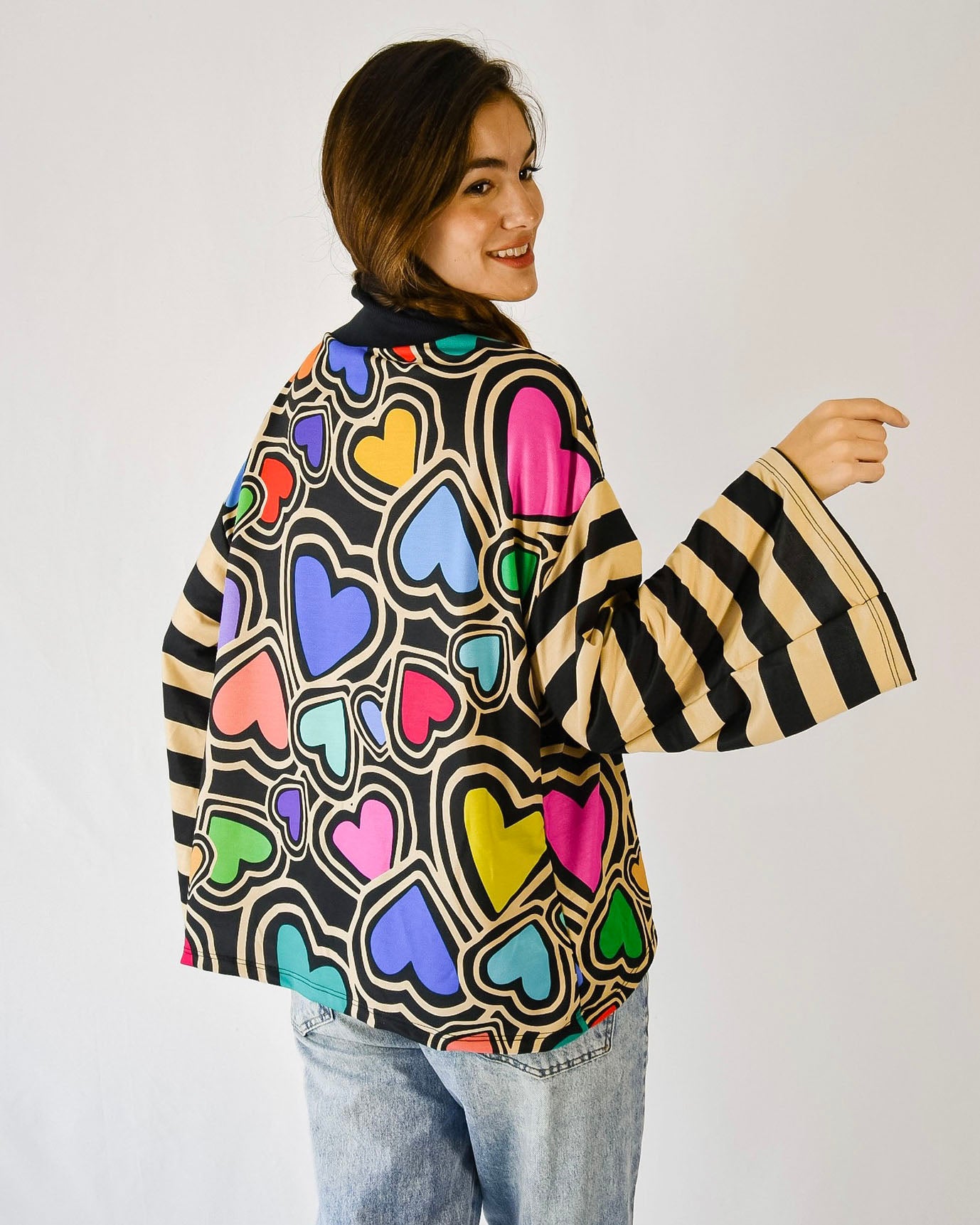 Buzo Tonya Corazones