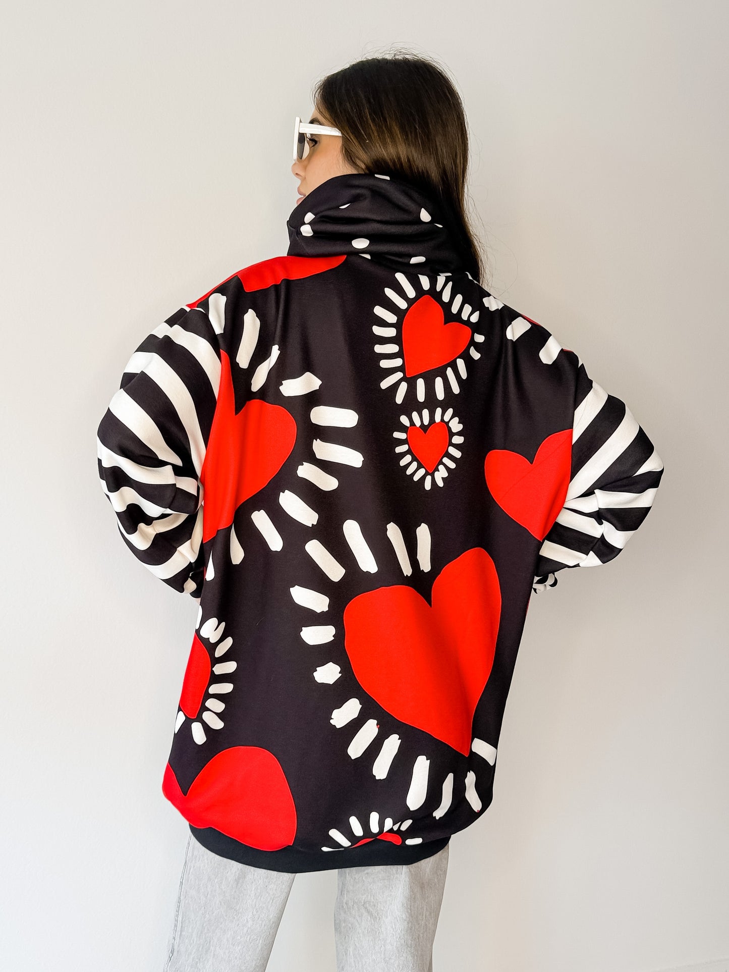Buzo  Frisado Nicole Milagritos Rojos