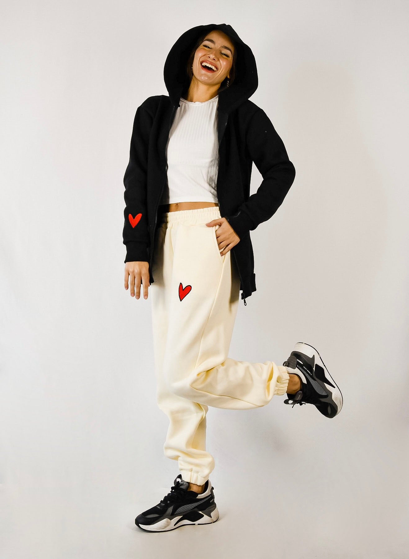Campera Bordada Frisa Lewis Amor