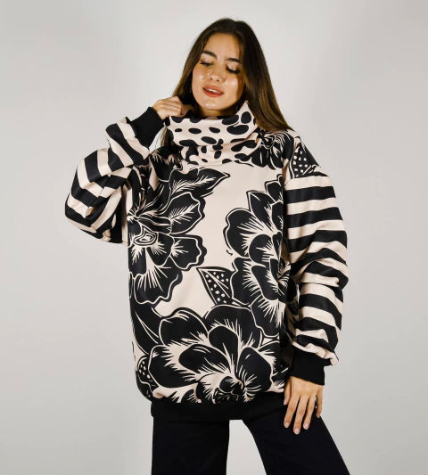 Buzo  Frisado Nicol Flores Black