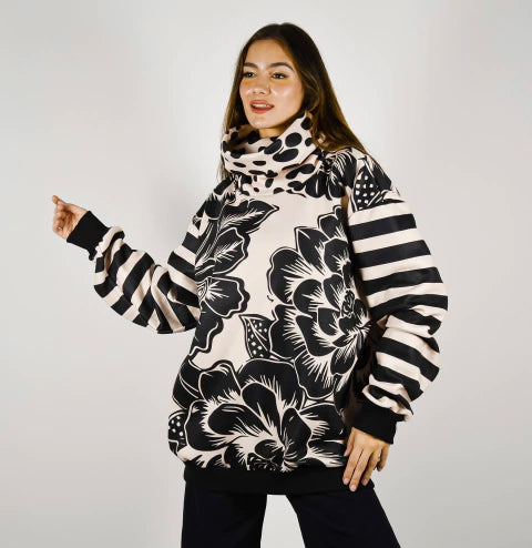 Buzo  Frisado Nicol Flores Black