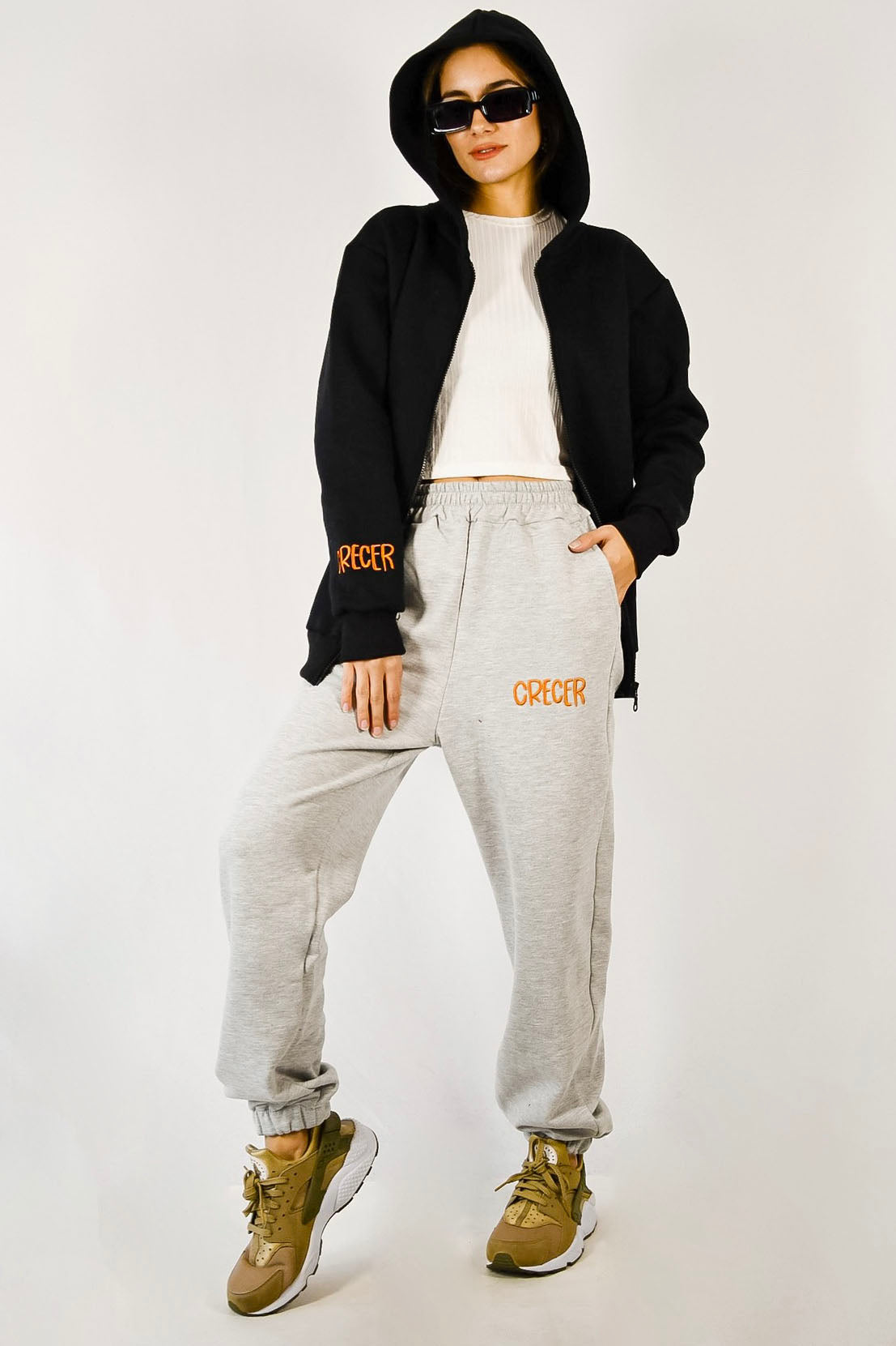 Campera Bordada Frisa Lewis Bendita