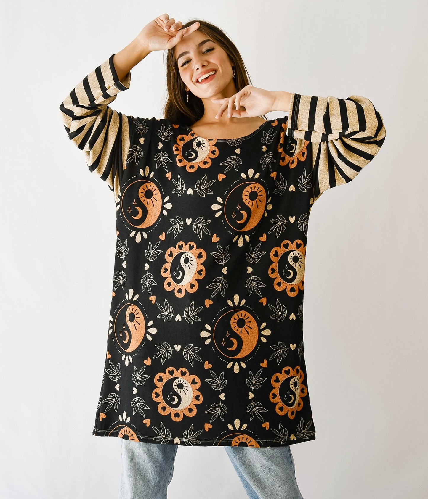 Sweater Camille Ying Yang