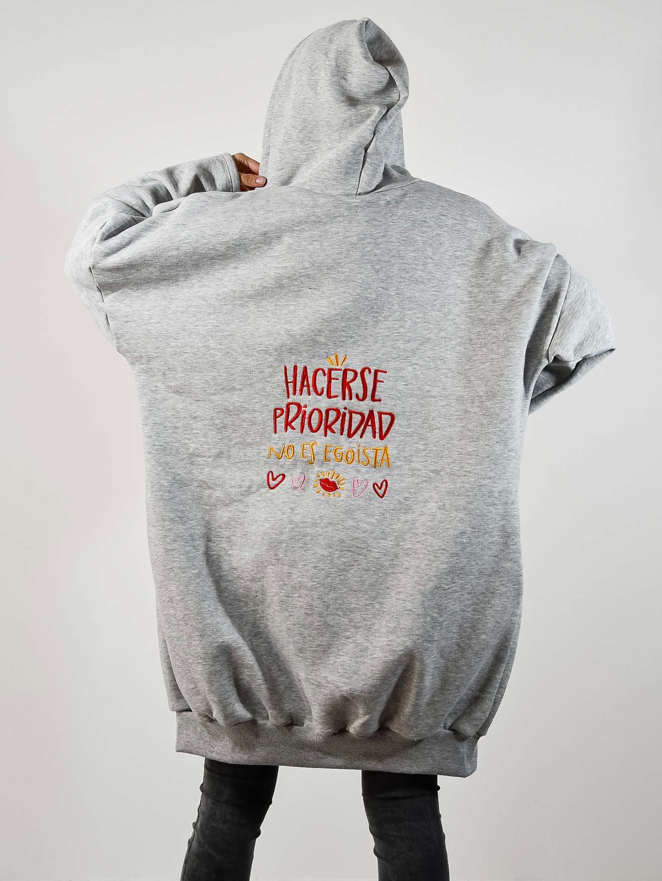 15% en tu compra! Maxi camperon frisa bordado Mesina Prioridad